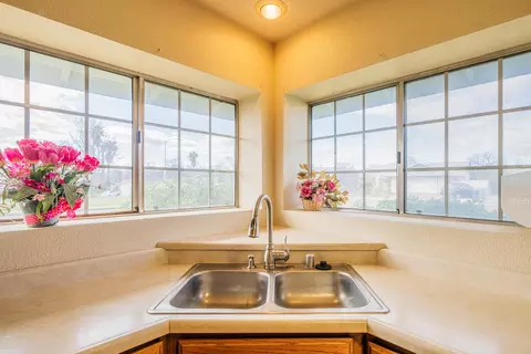 1703 Dakota Way, Redding, CA 96003 photo 6