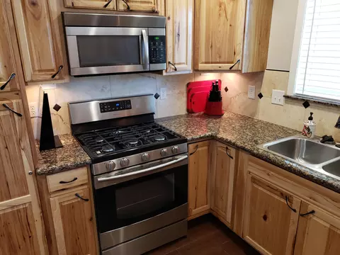 135 Danbury Dr, Redding, CA 96003 photo 11