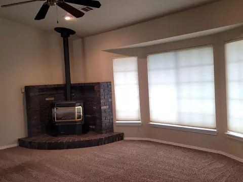 3445 Oak Haven Ct, Redding, CA 96002 photo 3