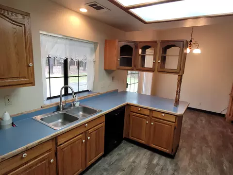 3445 Oak Haven Ct, Redding, CA 96002 photo 11