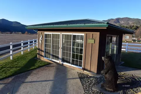 141 Garett Rd, Hyampom, CA 96046 photo 2