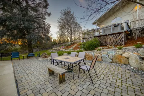 19135 Isles Ct, Redding, CA 96003 photo 42