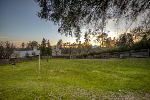 19135 Isles Ct, Redding, CA 96003 photo 50