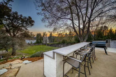 19135 Isles Ct, Redding, CA 96003 photo 38