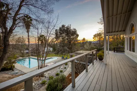 19135 Isles Ct, Redding, CA 96003 photo 35