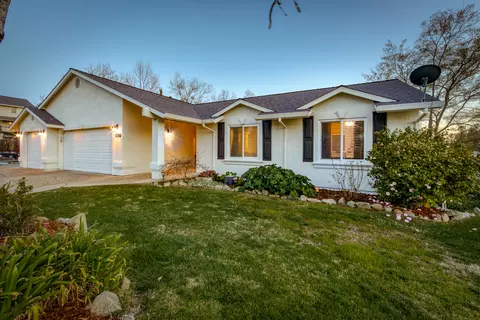 19135 Isles Ct, Redding, CA 96003 photo 3