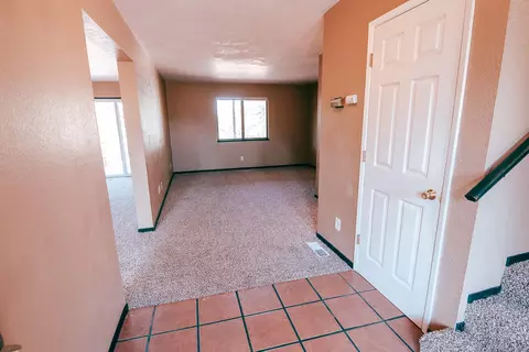 3323 Golden Heights Dr, Redding, CA 96003 photo 4