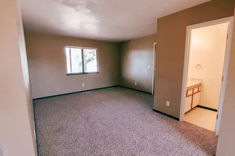 3323 Golden Heights Dr, Redding, CA 96003 photo 16