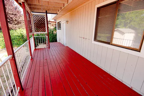 3323 Golden Heights Dr, Redding, CA 96003 photo 33