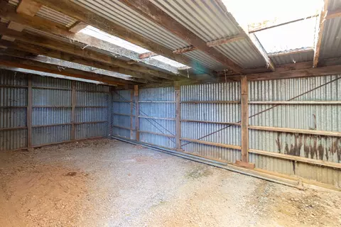 6945 Skyway St, Redding, CA 96002 photo 27
