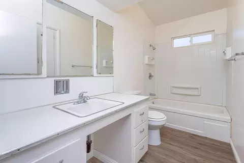 6945 Skyway St, Redding, CA 96002 photo 9