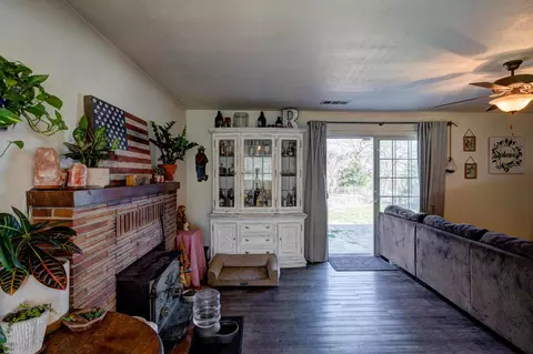 2419 Oxford Rd, Redding, CA 96002 photo 9