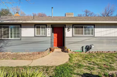 2419 Oxford Rd, Redding, CA 96002 photo 1