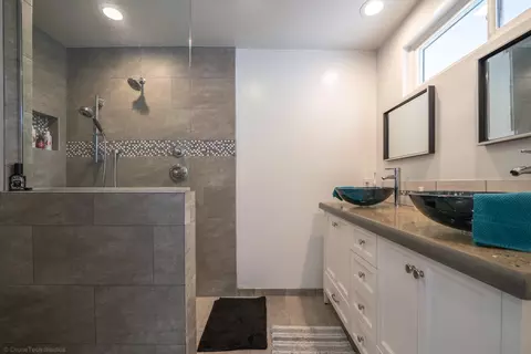 6868 Tucker Ln, Redding, CA 96002 photo 14