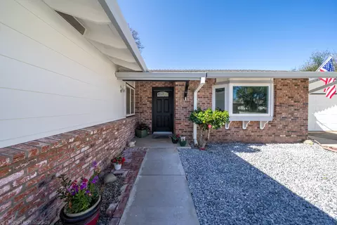 6868 Tucker Ln, Redding, CA 96002 photo 22