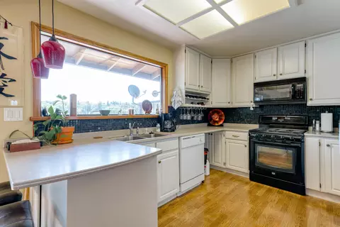 139 Village Dr, Redding, CA 96001 photo 10