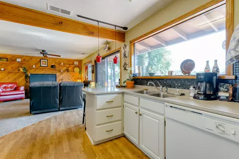 139 Village Dr, Redding, CA 96001 photo 11