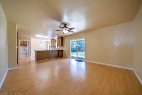 1189 Dominion Dr, Redding, CA 96002 photo 8