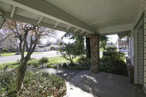 6388 Hemlock St, Redding, CA 96001 photo 10