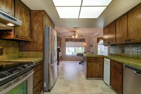 4831 Alta Rico Dr, Redding, CA 96002 photo 5