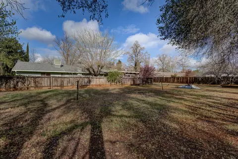 4831 Alta Rico Dr, Redding, CA 96002 photo 26