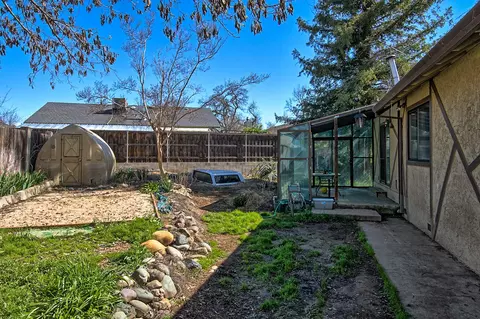 2400 Howard Dr, Redding, CA 96001 photo 48