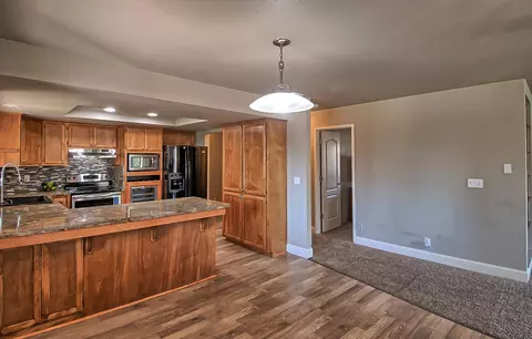 2400 Howard Dr, Redding, CA 96001 photo 22