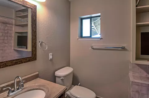 2400 Howard Dr, Redding, CA 96001 photo 32