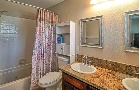2400 Howard Dr, Redding, CA 96001 photo 28