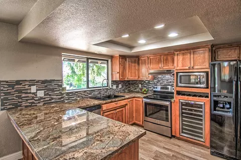 2400 Howard Dr, Redding, CA 96001 photo 15