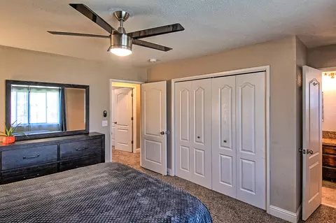 2400 Howard Dr, Redding, CA 96001 photo 27