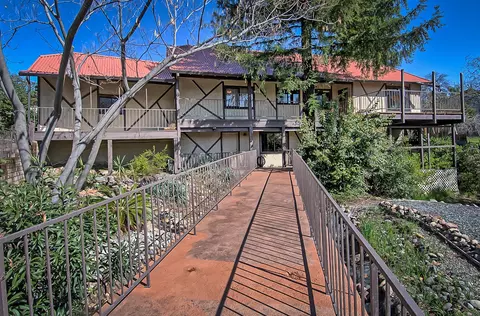 2400 Howard Dr, Redding, CA 96001 photo 3