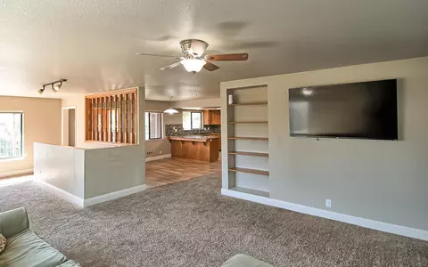 2400 Howard Dr, Redding, CA 96001 photo 23