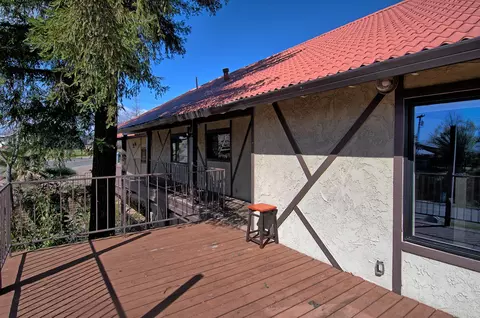2400 Howard Dr, Redding, CA 96001 photo 12