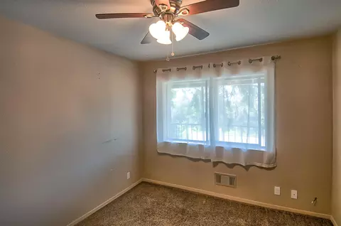 2400 Howard Dr, Redding, CA 96001 photo 33