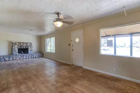 6749 Airport Rd, Redding, CA 96002 photo 3