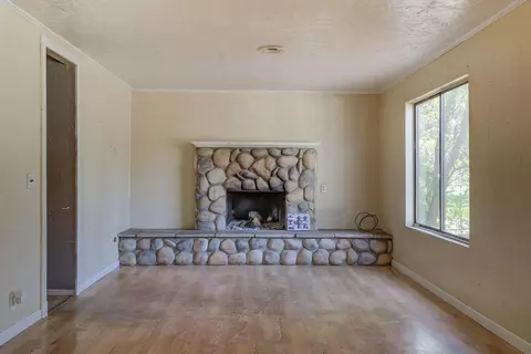 6749 Airport Rd, Redding, CA 96002 photo 5