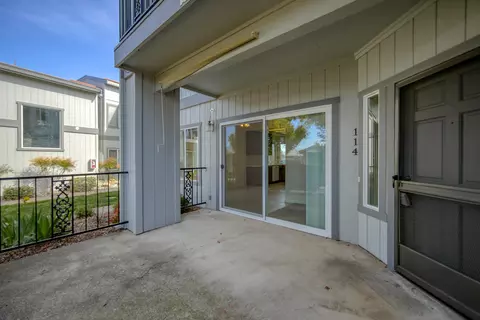 225 Ridgetop Dr #114, Redding, CA 96003 photo 4