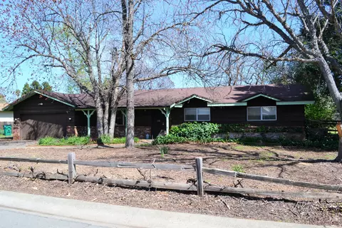 6899 Riata Dr, Redding, CA 96002 photo 20
