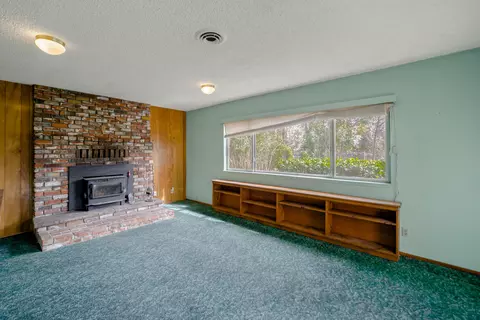 6899 Riata Dr, Redding, CA 96002 photo 8