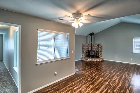 1827 Bembow Dr, Redding, CA 96002 photo 9