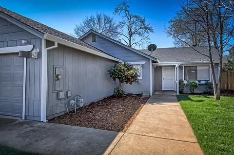 1827 Bembow Dr, Redding, CA 96002 photo 3