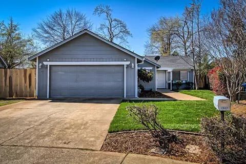 1827 Bembow Dr, Redding, CA 96002 photo 1