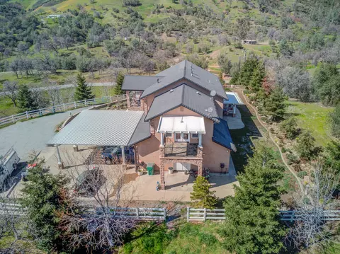 22199 Jones Valley Trl, Redding, CA 96003 photo 5