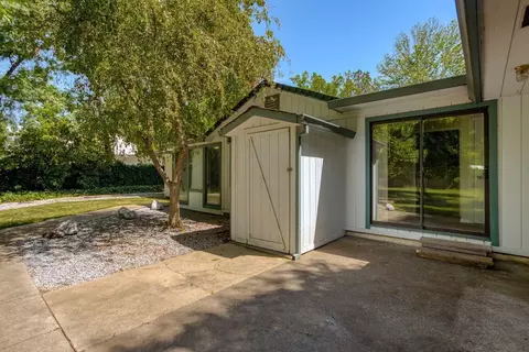 3040 Irene Way, Redding, CA 96002 photo 39