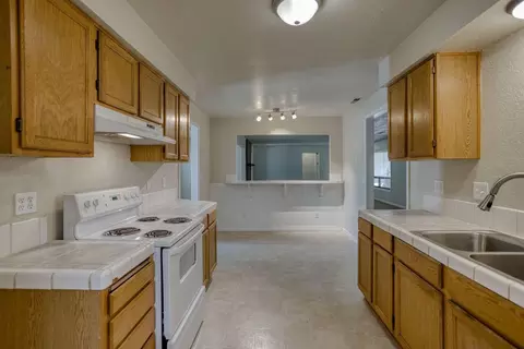 3040 Irene Way, Redding, CA 96002 photo 5