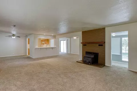 3040 Irene Way, Redding, CA 96002 photo 13