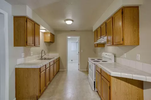 3040 Irene Way, Redding, CA 96002 photo 4
