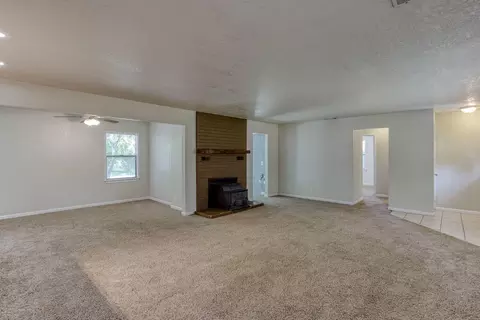 3040 Irene Way, Redding, CA 96002 photo 9