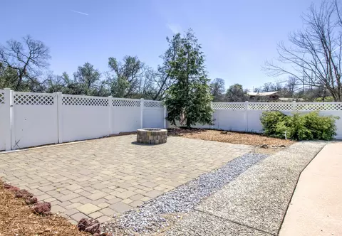 10746 Old Oregon Trl, Redding, CA 96003 photo 44
